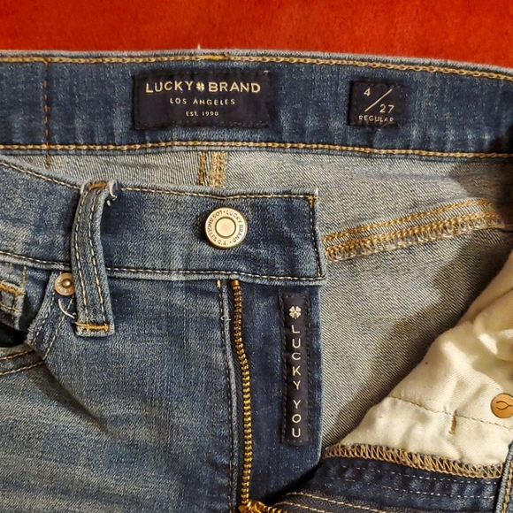 Jeans - Picture 5 of 5